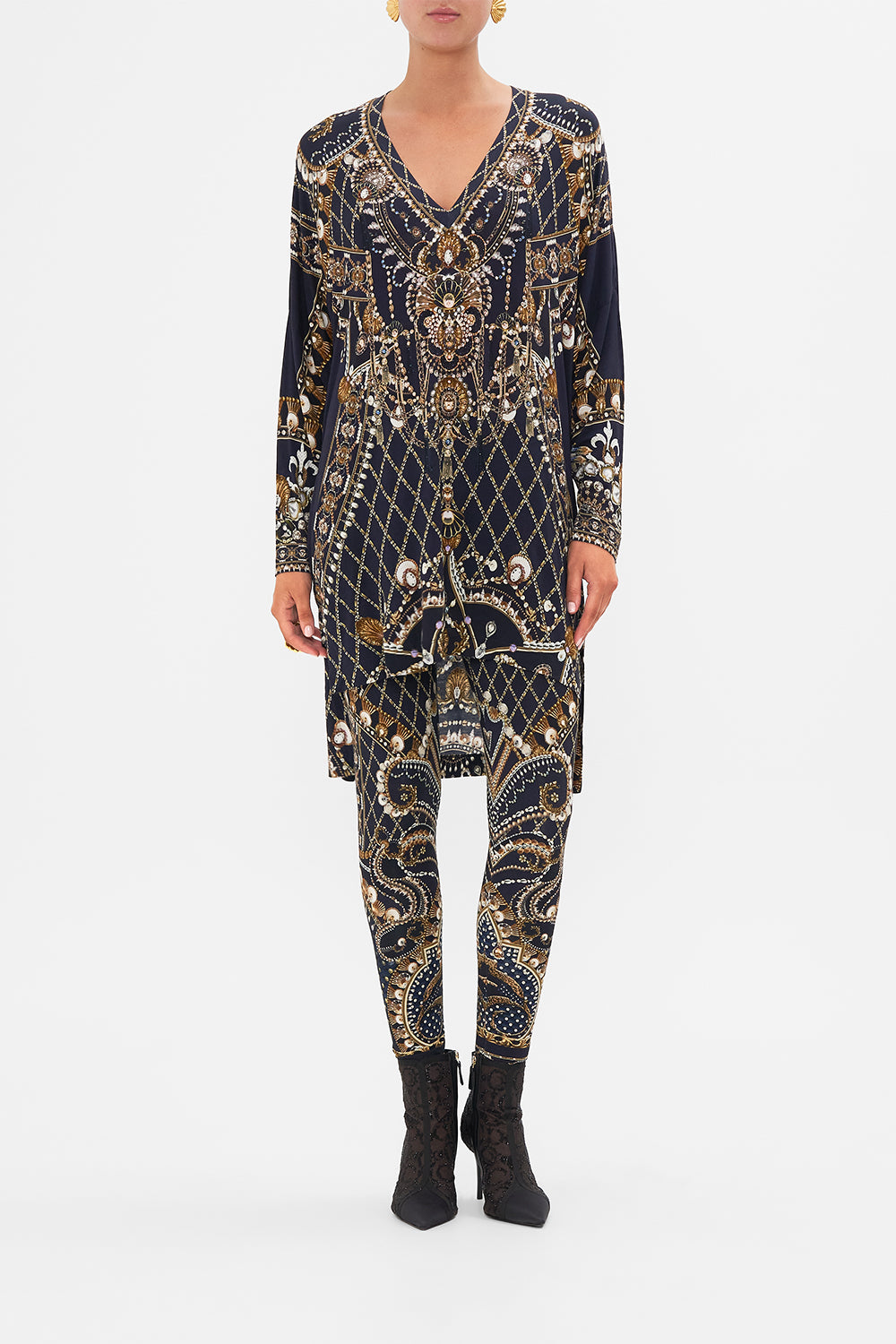 CAMILLA black/gold side split tee in Dance With The Duke print.