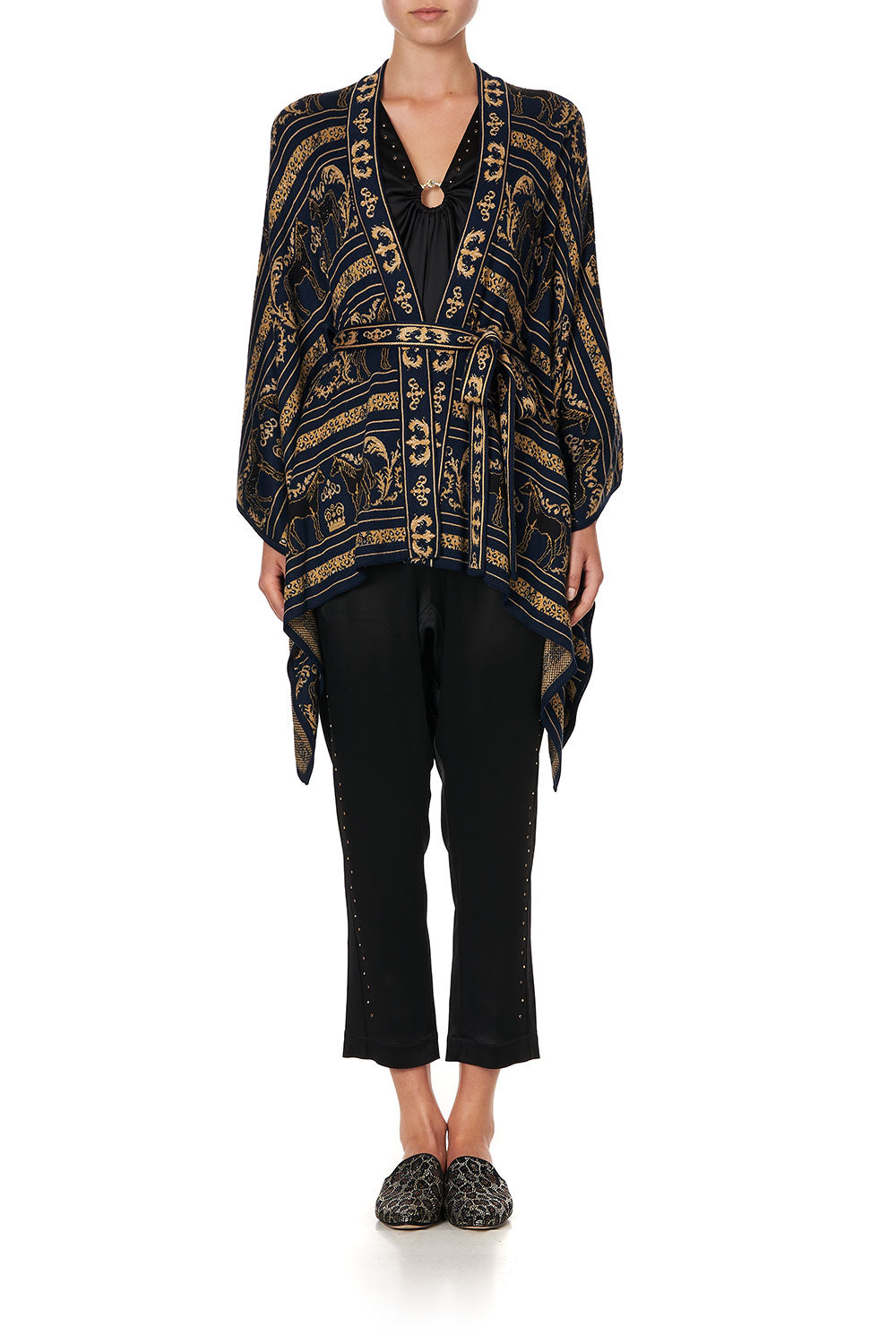 SHORT KNIT PONCHO WITH TIE PUNK OF PRIMROSE