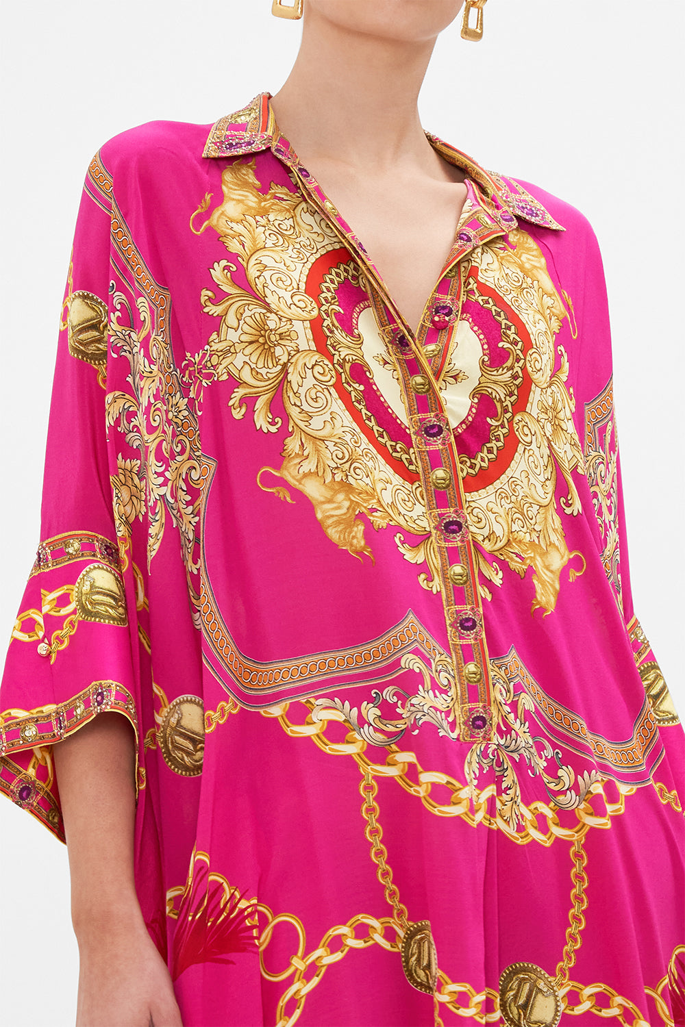BATWING KAFTAN WILD AND RUNNING