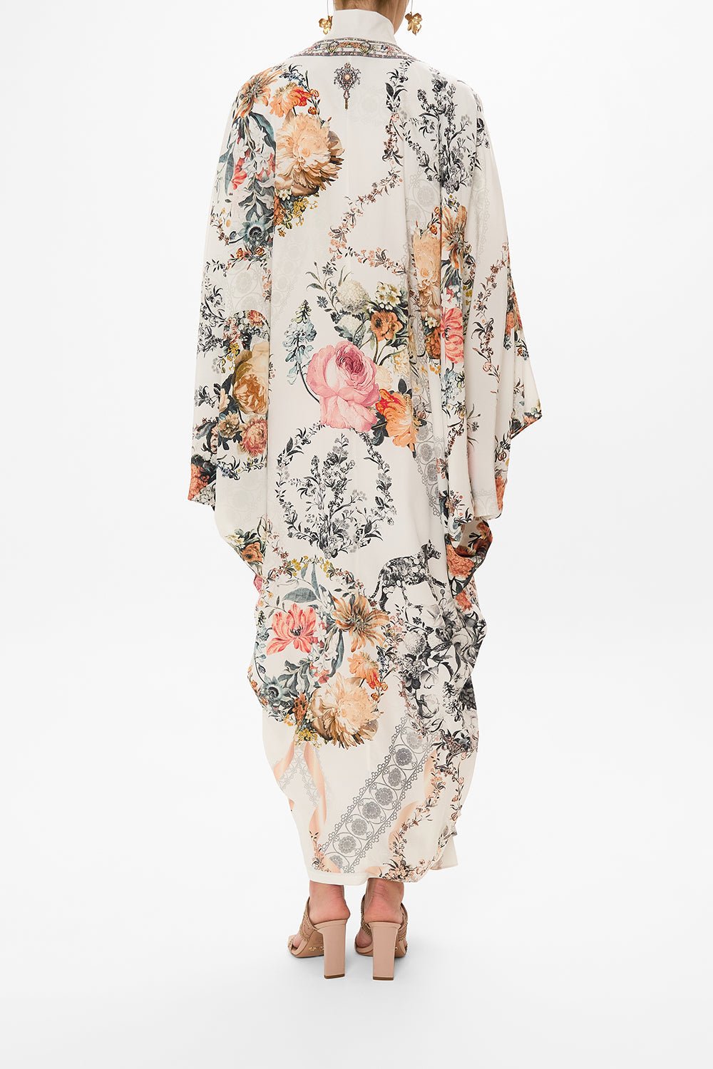 CAMILLA white kaftan in De Haar Memoirs print
