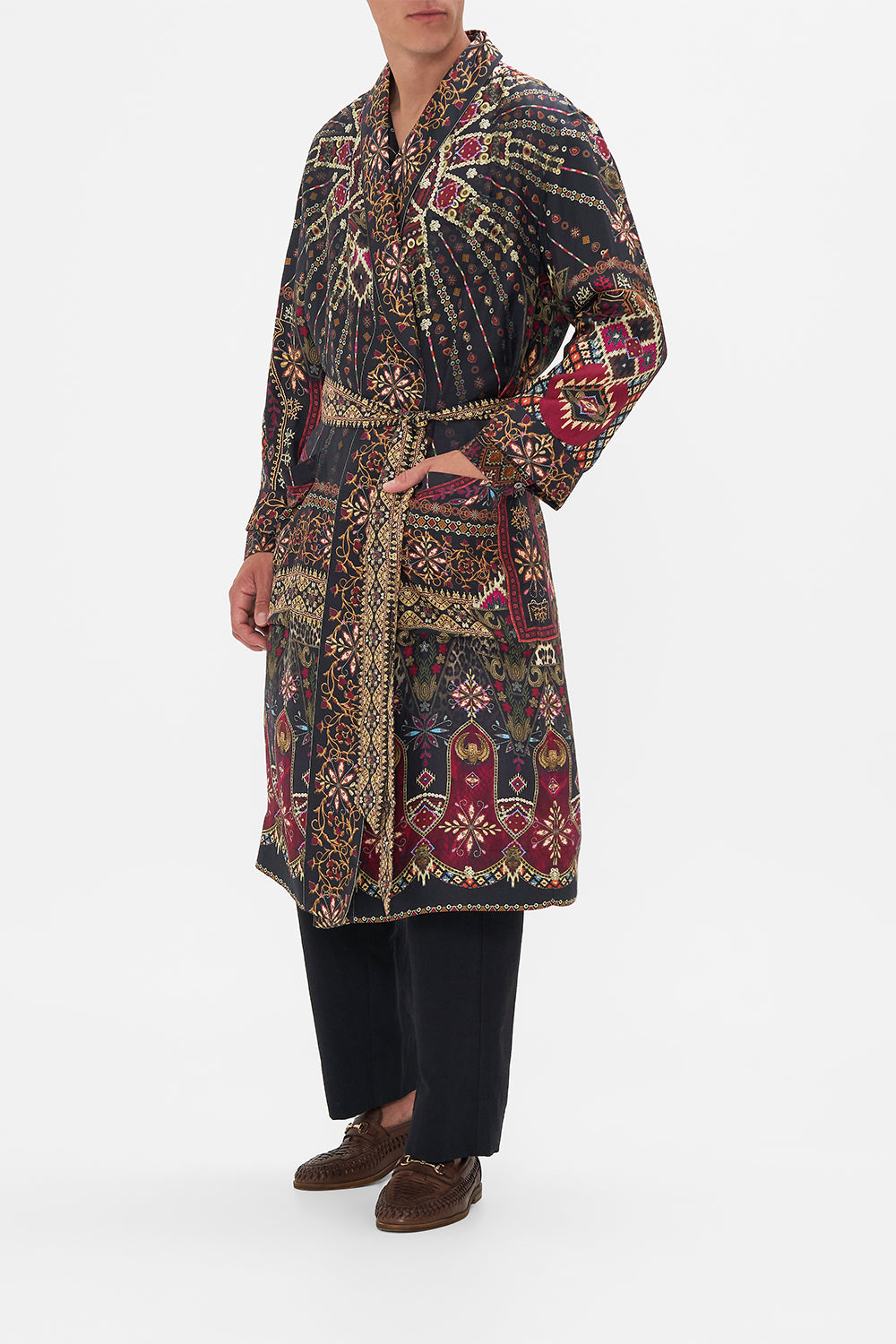 FULL LENGTH ROBE THE WANDERING ONES