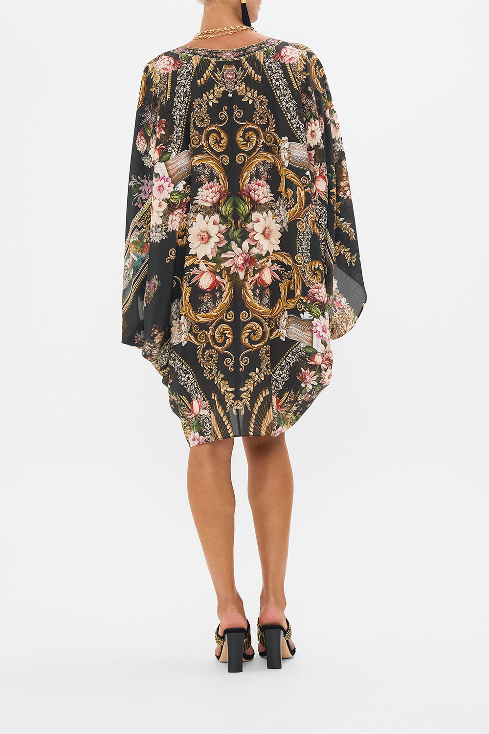 CAMILLA t shape kaftan in Dynasty Daze print.