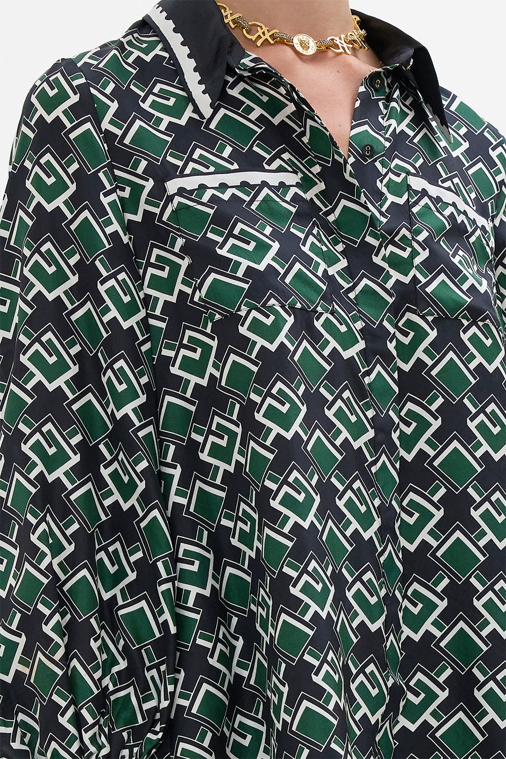 CURVED COLLAR BLOUSE WITH POCKETS MY PORTO PEN PAL