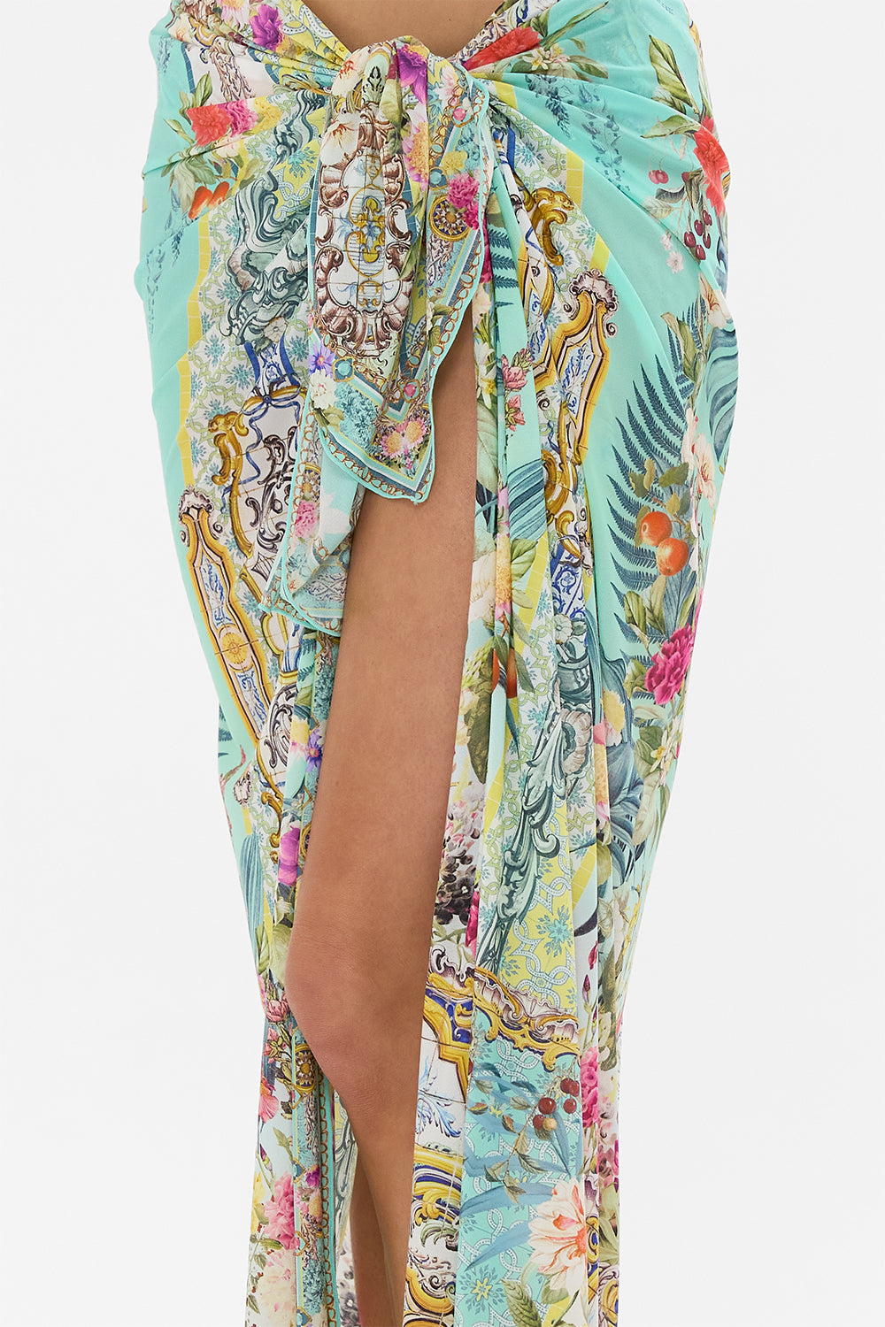 LONG SARONG GARDENS OF QUELUZ