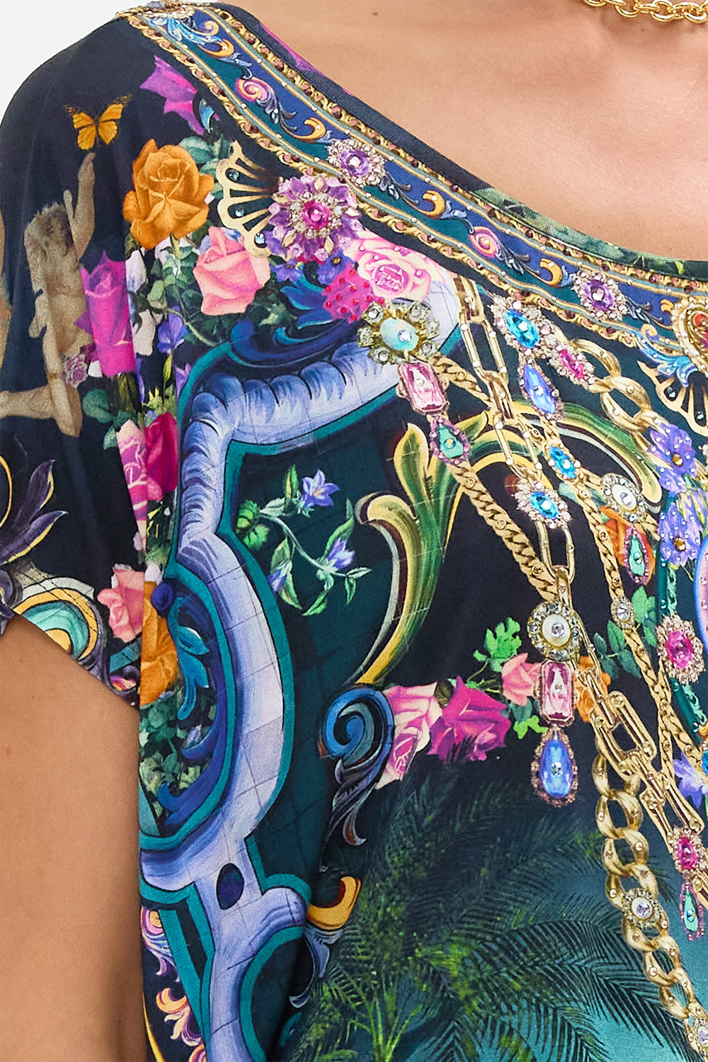 The CAMILLA Loose Fit Tee in our Basked In Baroque print.