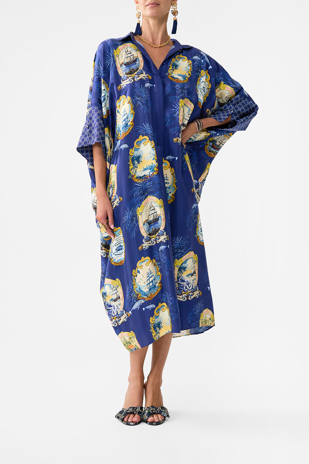 BATWING KAFTAN SONG OF SAINT ANTHONY