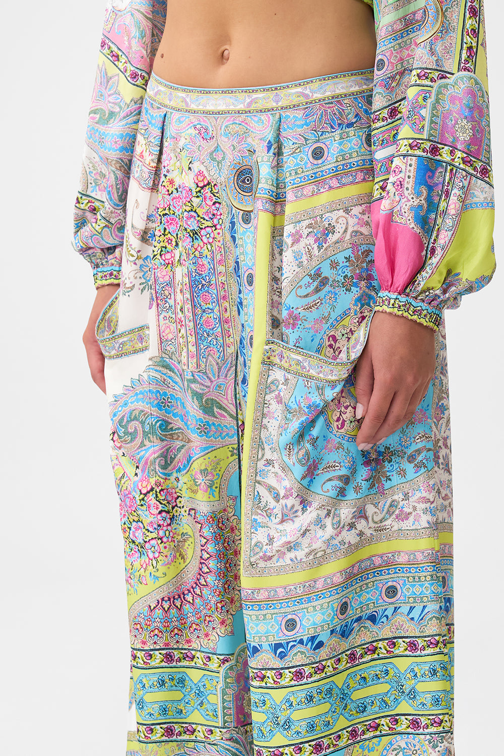 WIDE LEG TROUSER WITH FRONT POCKETS MAGIC CARPET RIDE