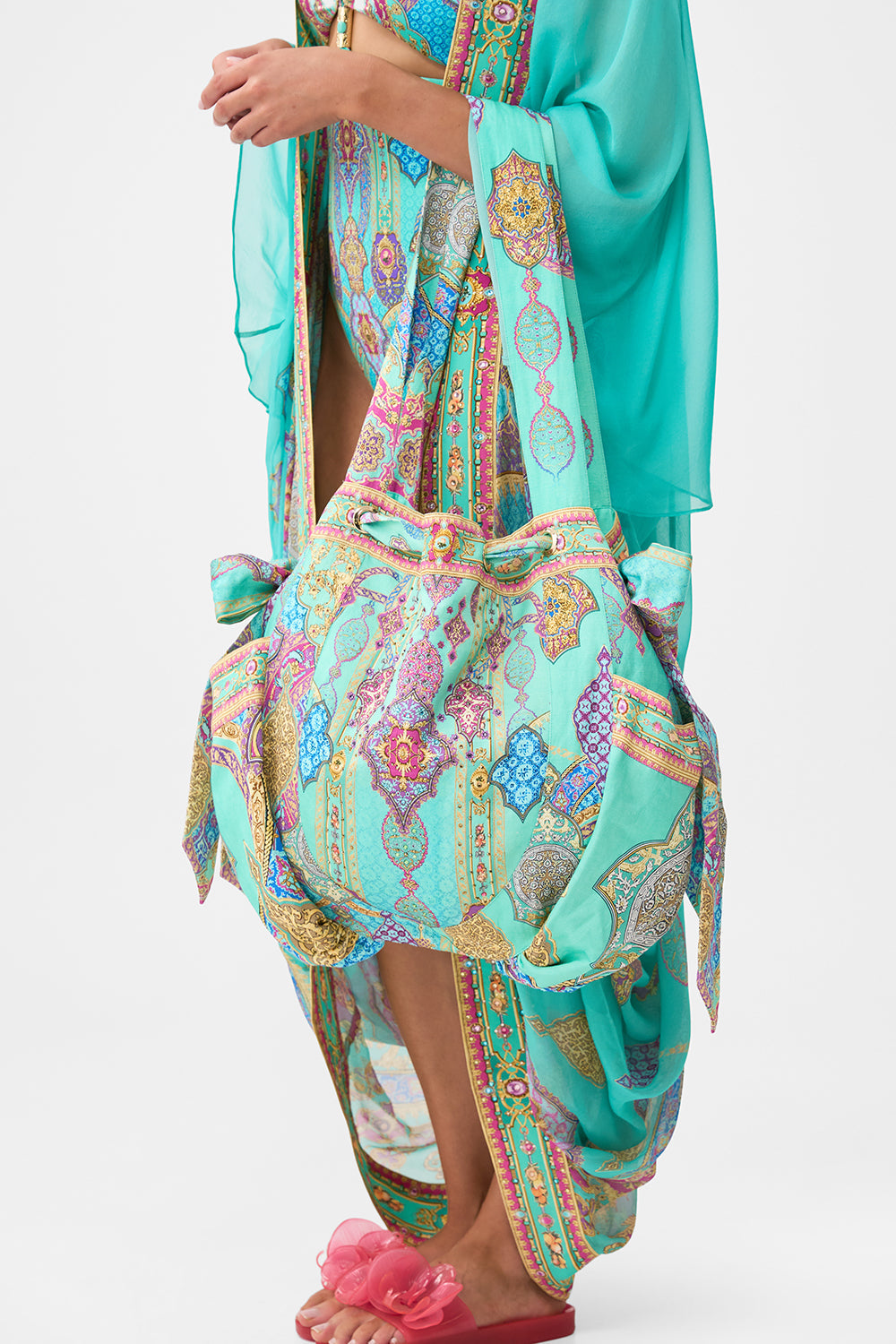 DRAWSTRING BOW BEACH BAG THE CONCUBINES CORRIDOR