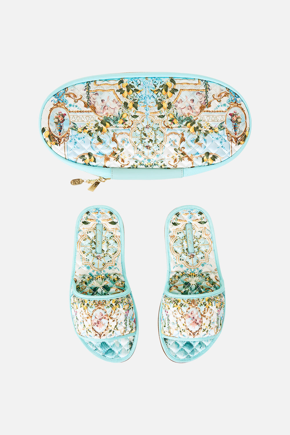 SLIPPERS WITH TRAVEL CASE VENUS ON A VESPA