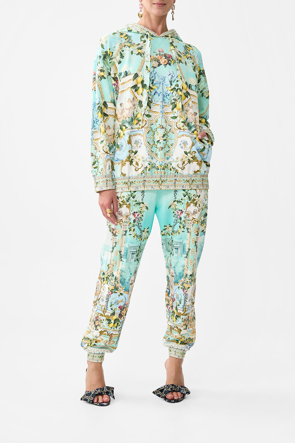 SILK BAND OVERSIZED HOODIE WITH POCKETS VENUS ON A VESPA