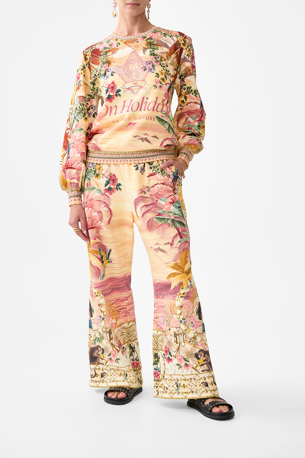 BLOUSON SLEEVE SWEATER WELCOME TO THE WHITE LOTUS