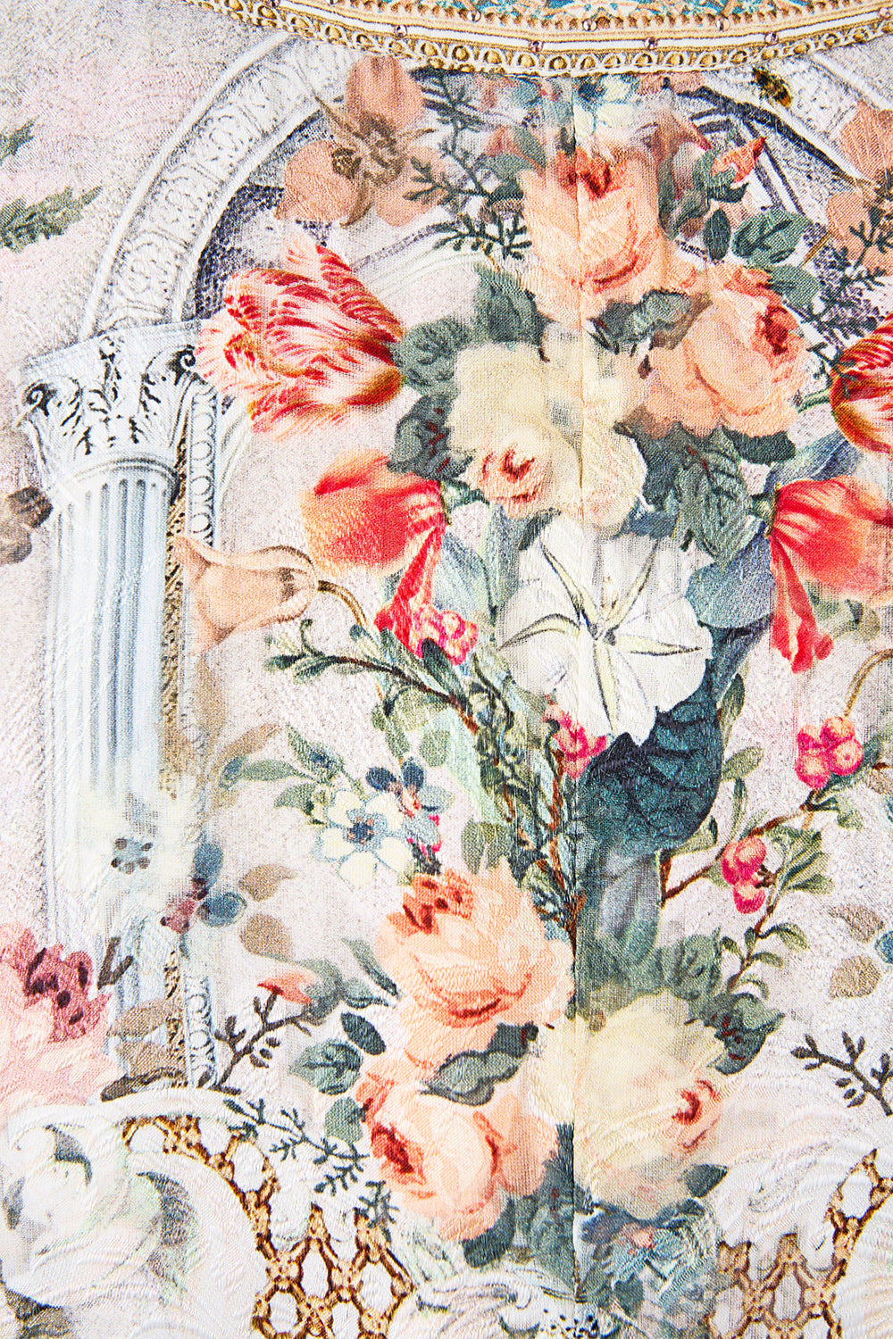 SCALLOPED EDGE LAYER TWILIGHT IN ISTANBUL