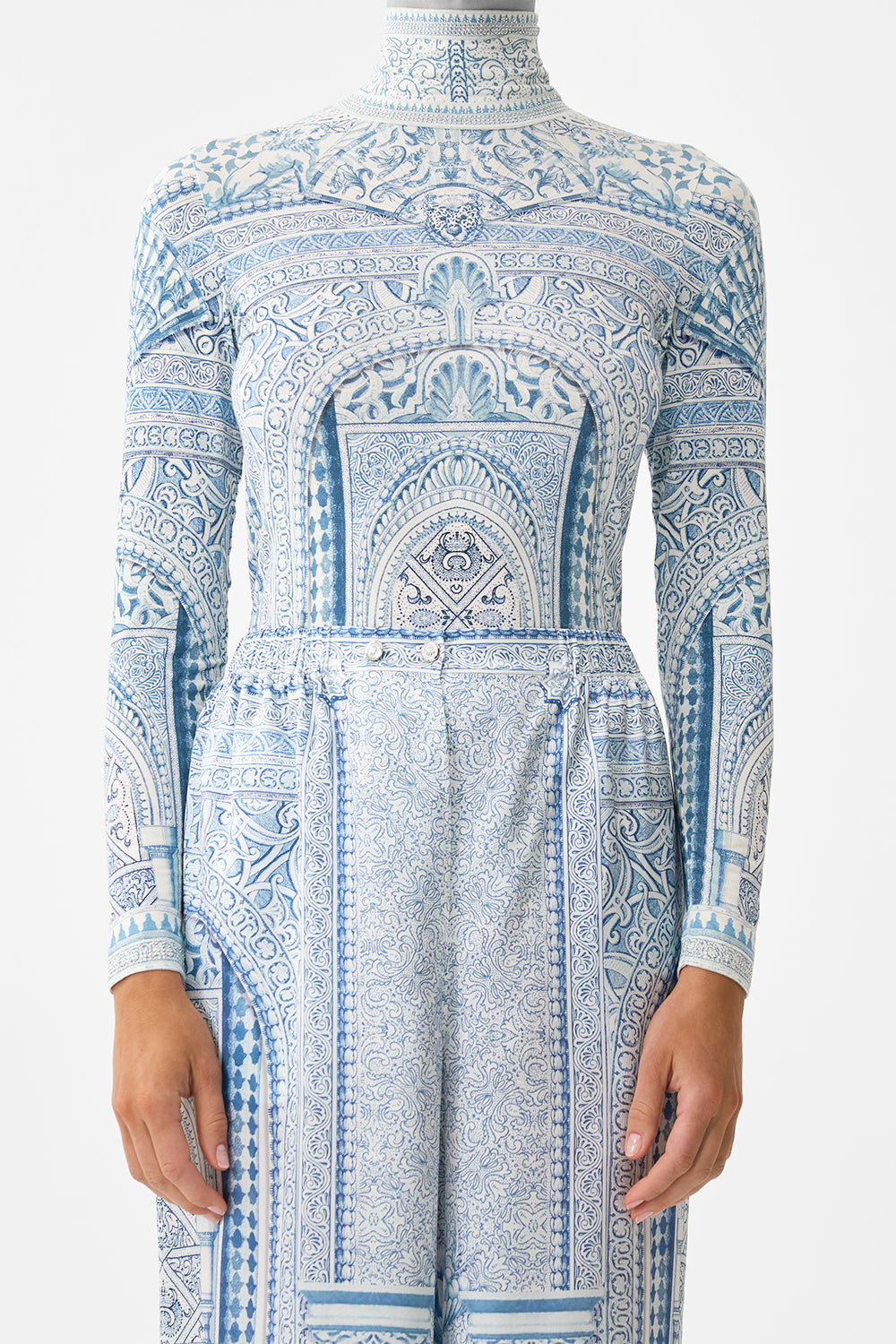 JERSEY TURTLENECK THE HUM OF THE ALHAMBRA