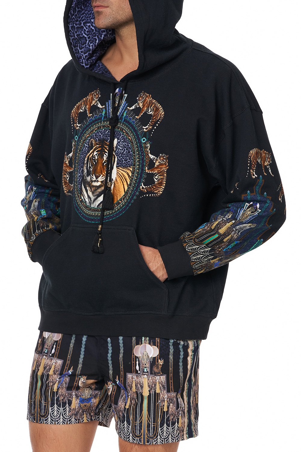 OVERSIZED RELAXED FIT HOODIE DRIPPING IN DECO