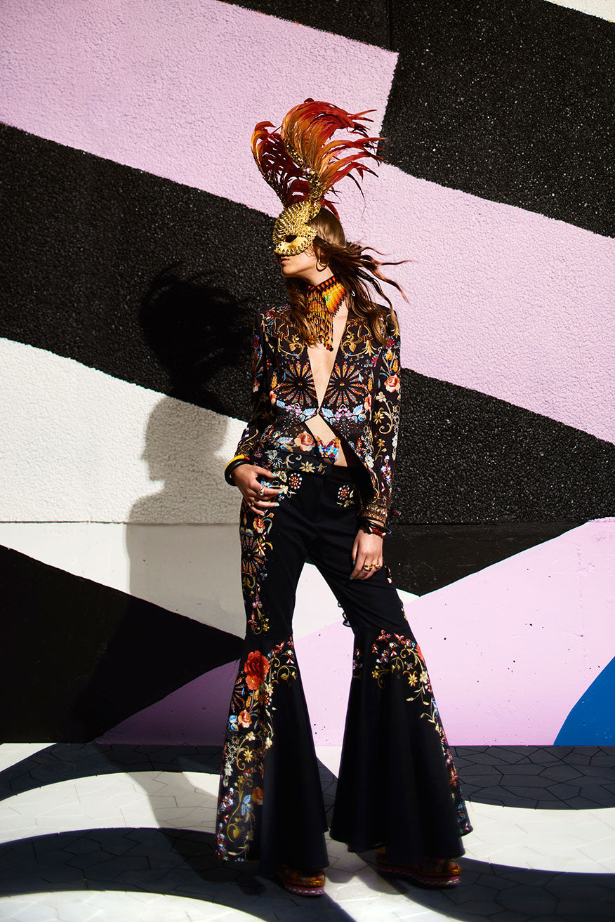 RUNAWAY READY LONG V NECK PONCHO W FRINGING