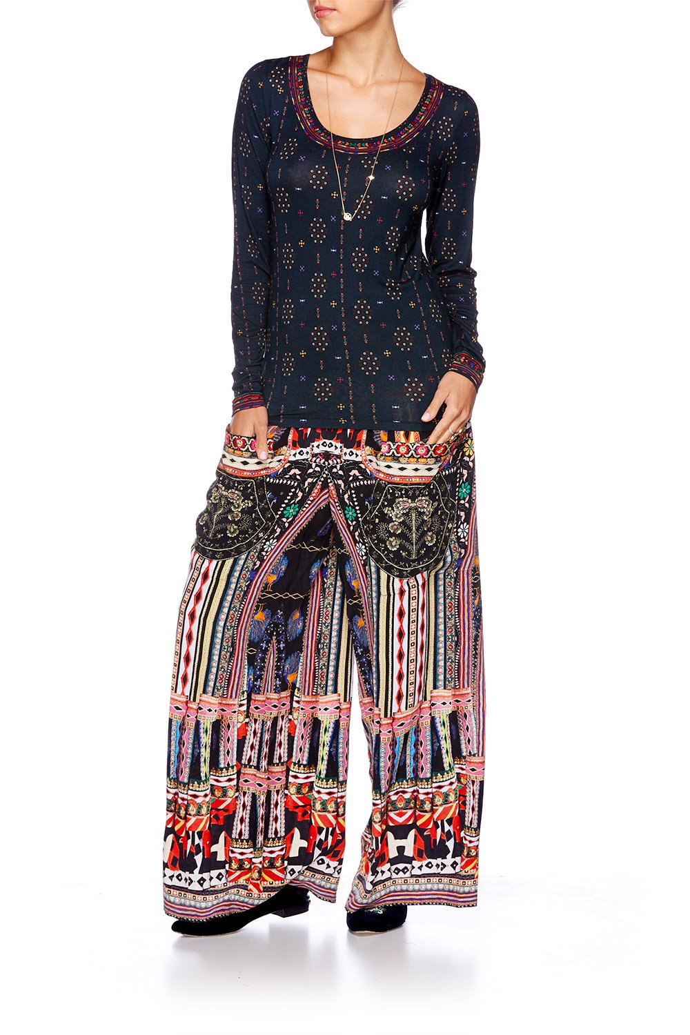 SONGS ON THE LAWN LONG SLEEVE FITTED TOP