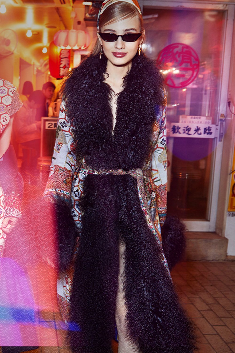 CAMILLA KISSING THE SUN JACQUARD LAYERING PIECE W TIE