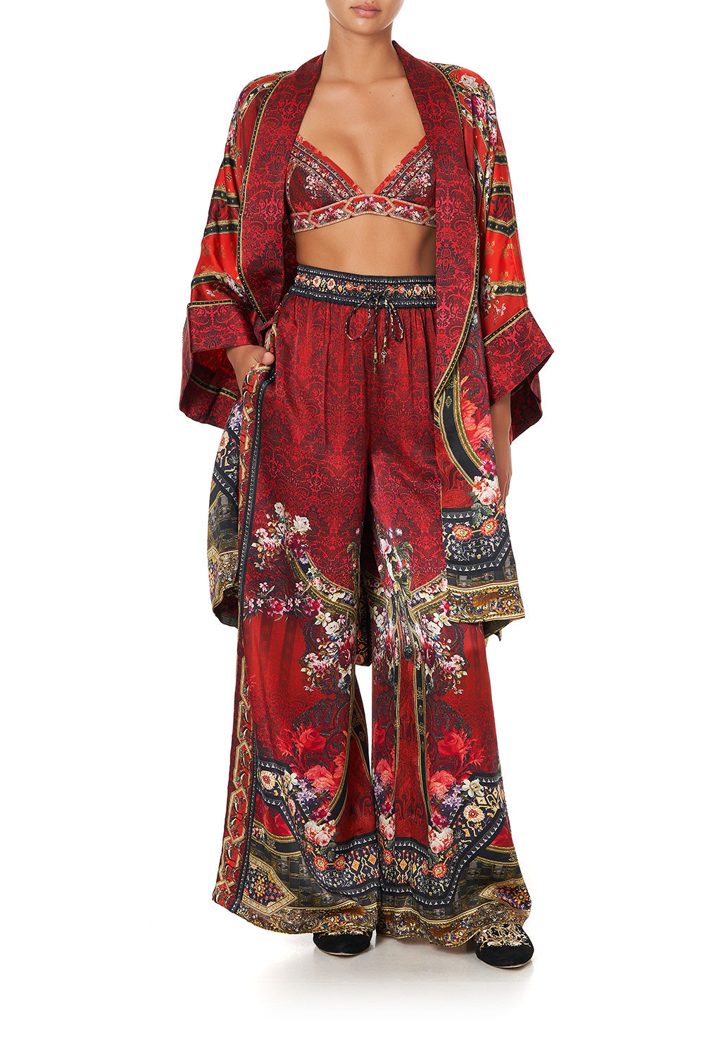 SOFT BRA WITH BACK CLIP STORIES OF A STATION