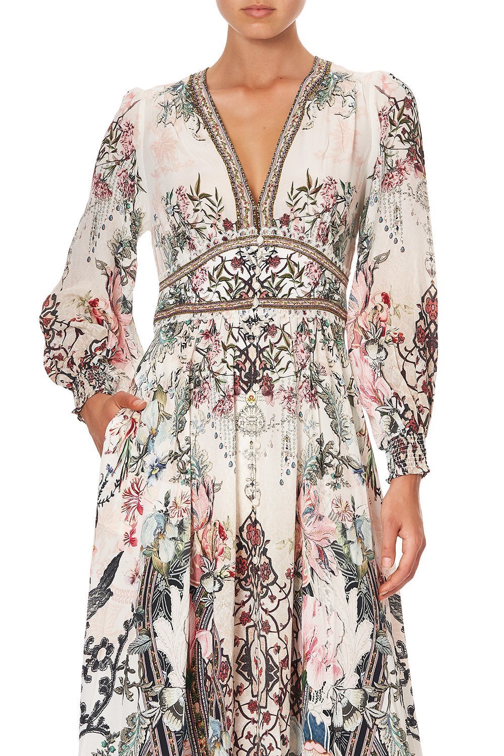 BUTTON DRESS WITH SHAPED WAISTBAND ROMANCE IS BORN