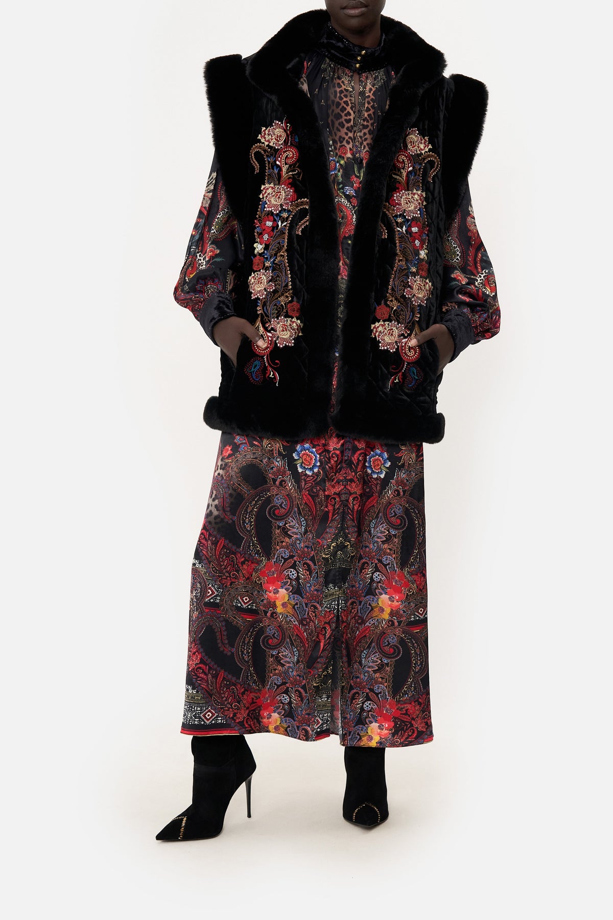 OVERSIZED FAUX FUR GILET WOODSTOCK ROCK