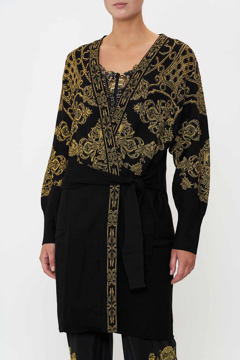 KNIT LAYER SHADOWS OF ARMADA