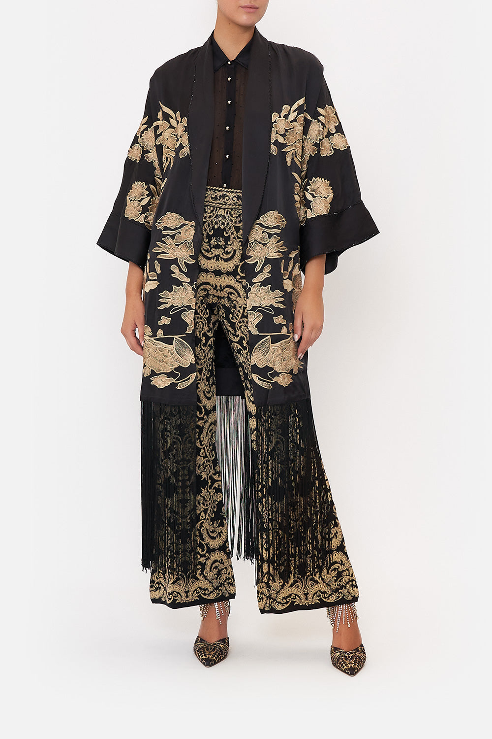 ROBE WITH NARROW COLLAR DANCE WITH DUENDE