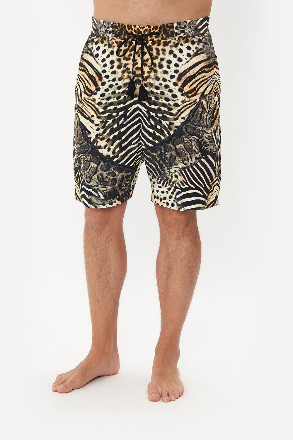 MID LENGTH WALK SHORT FOR THE LOVE OF LEO