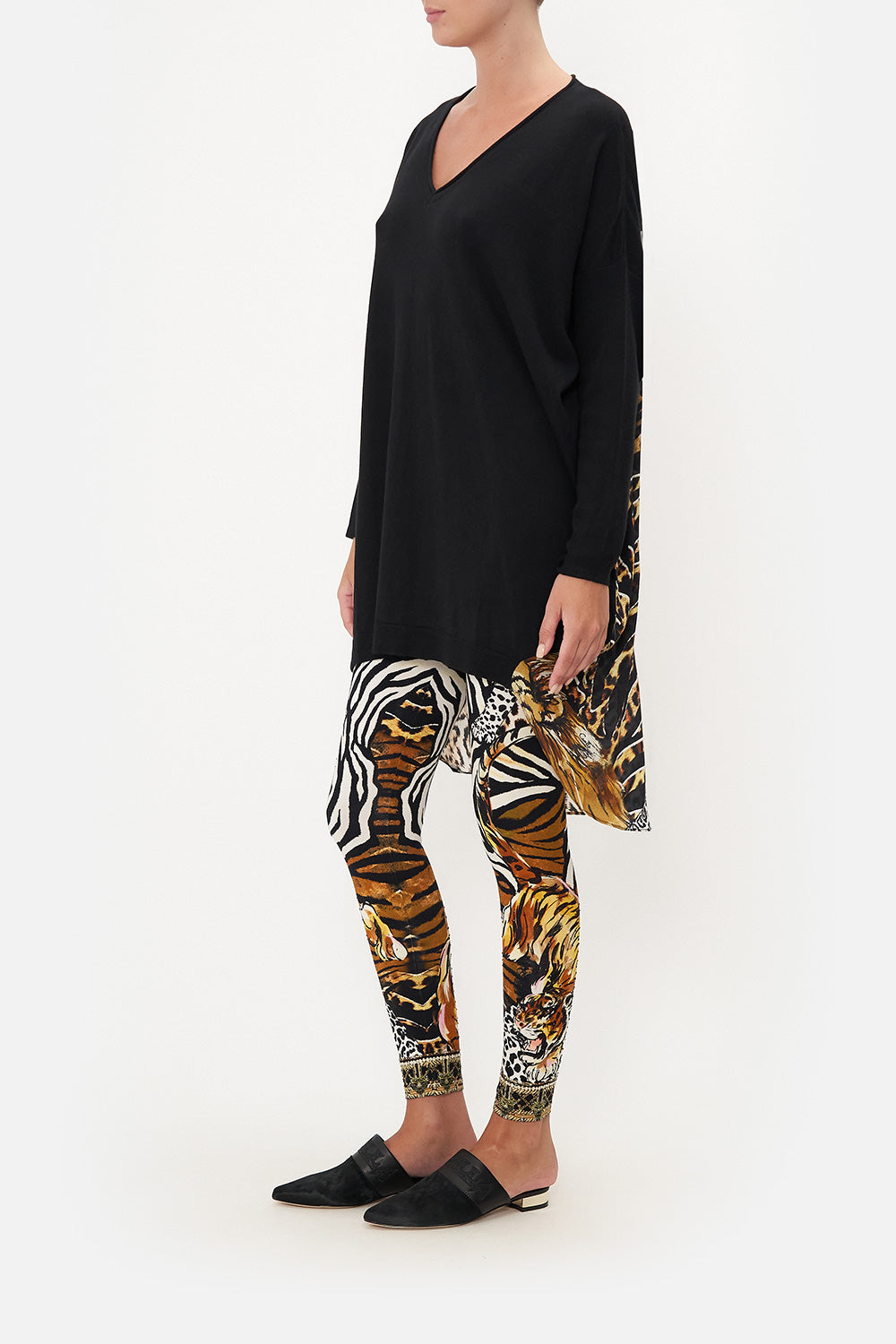 V NECK JUMPER WITH PRINT BACK WHATS NEW PUSSYCAT