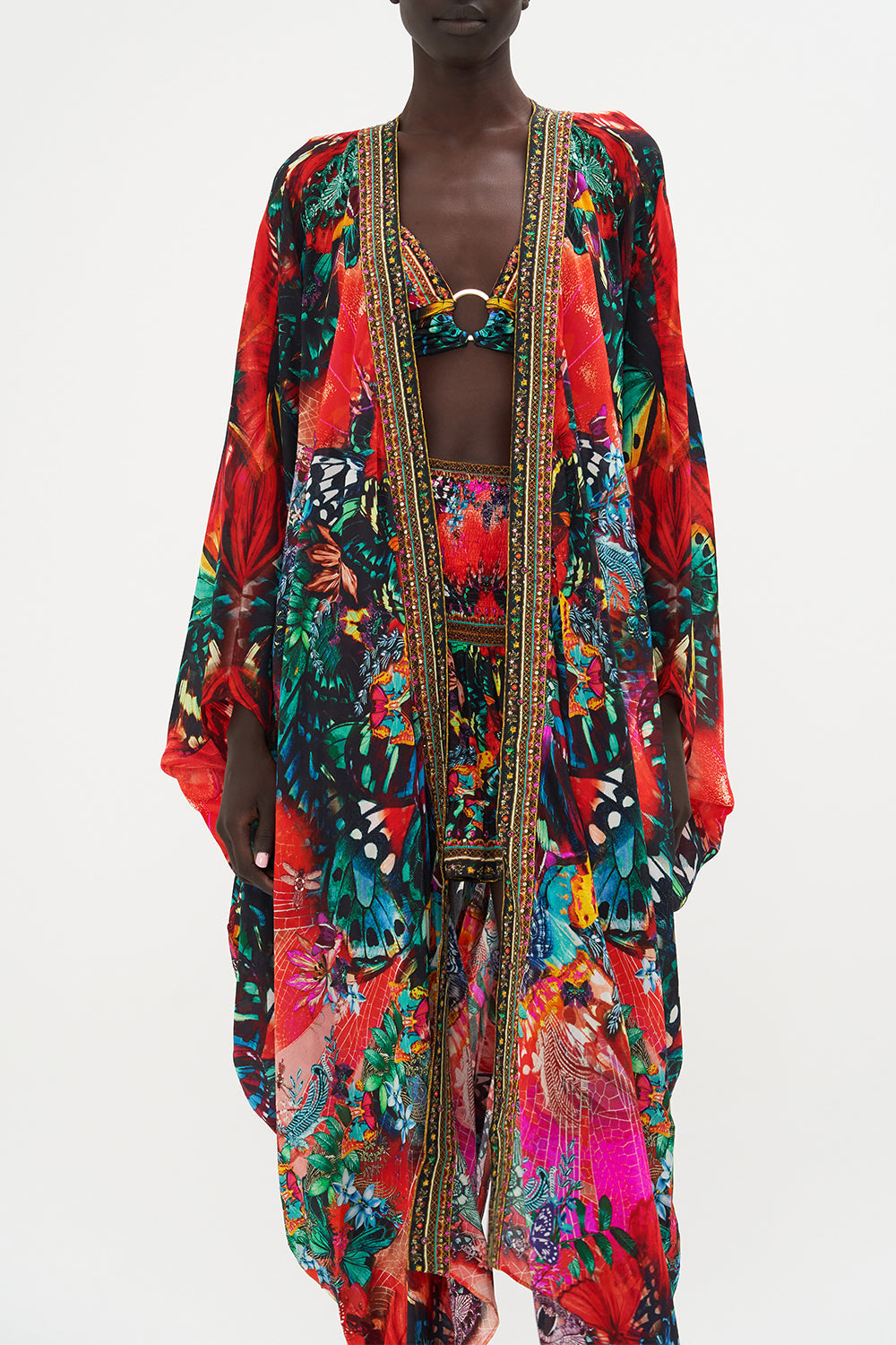 LAYER WITH CB PANEL IN A FLUTTER