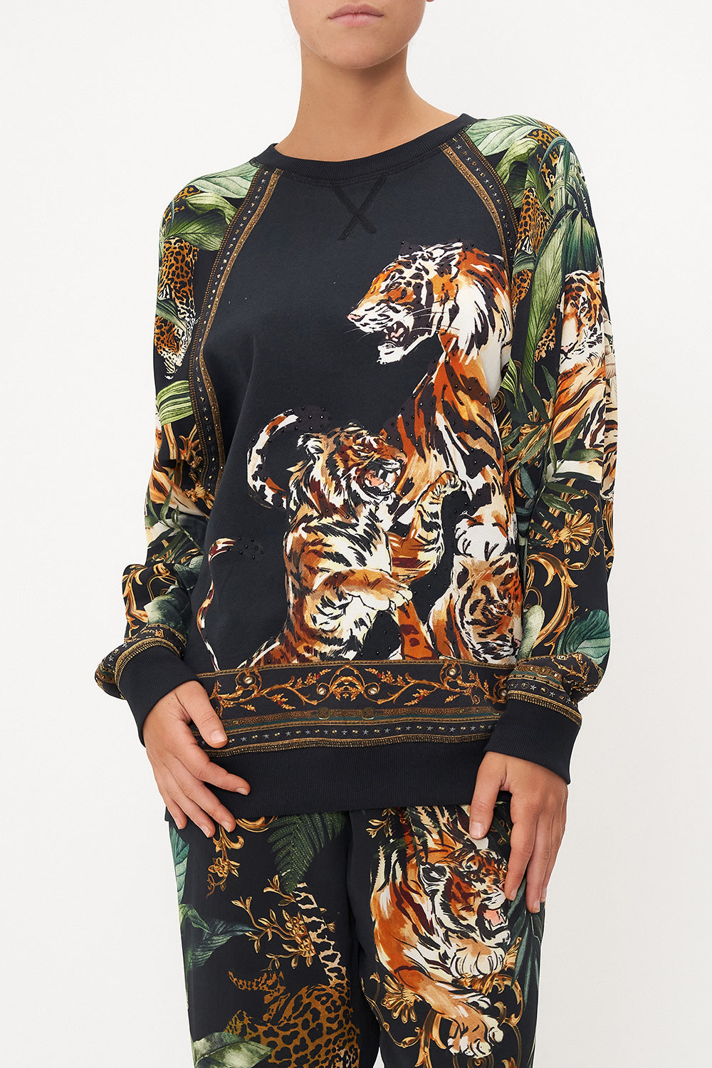 RAGLAN SLEEVE SWEATER EASY TIGER