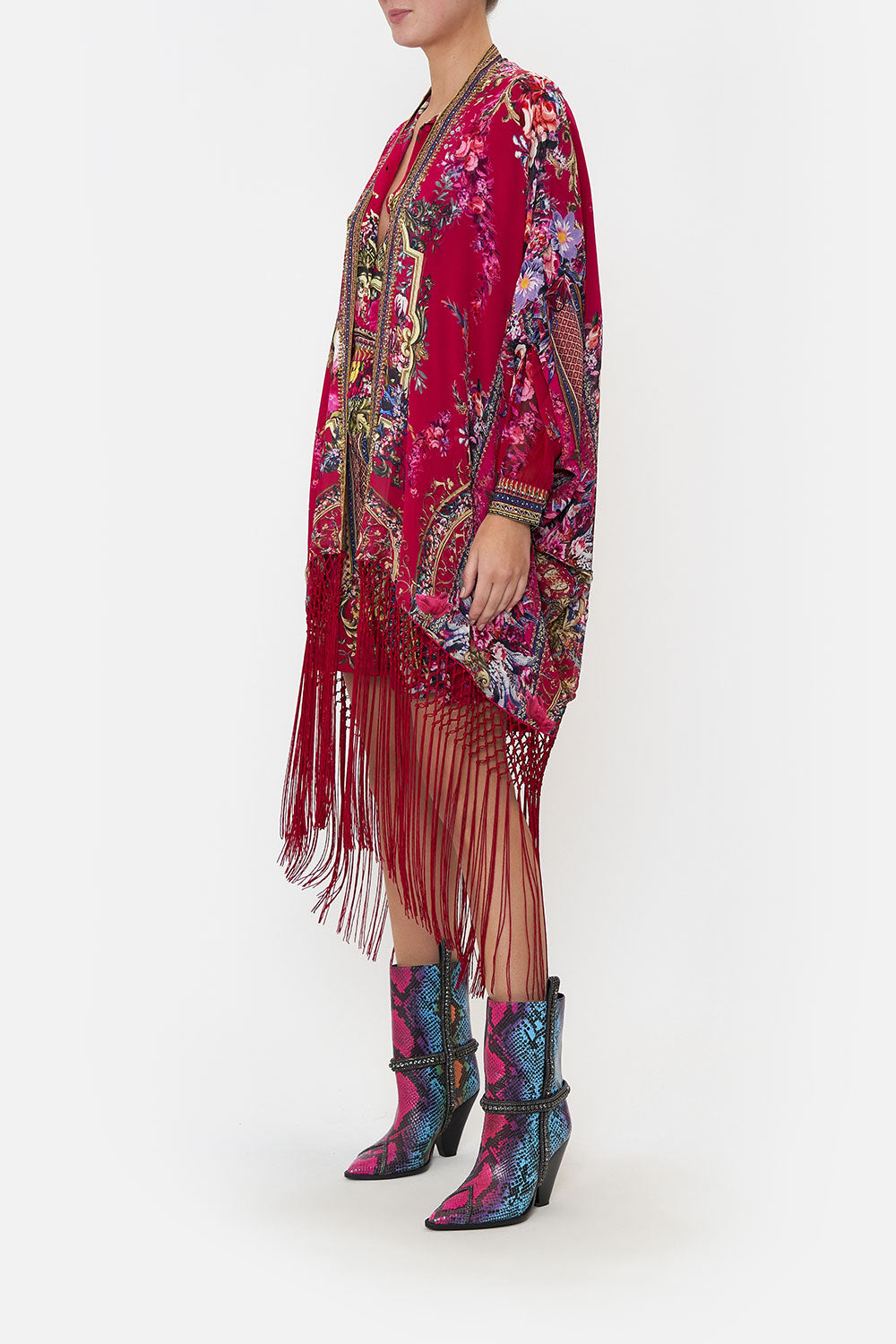 SHORT CAPE BOHEME BLOOMS