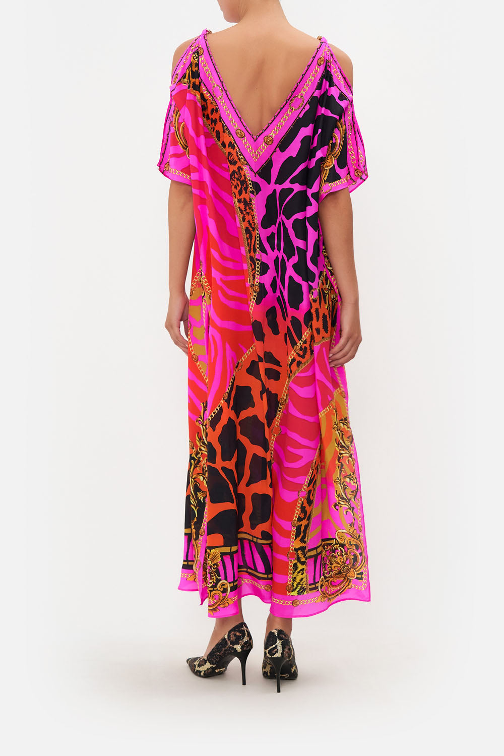 SLIM KAFTAN WITH HARDWARE ALWAYS CHANGE YOUR SPOTS