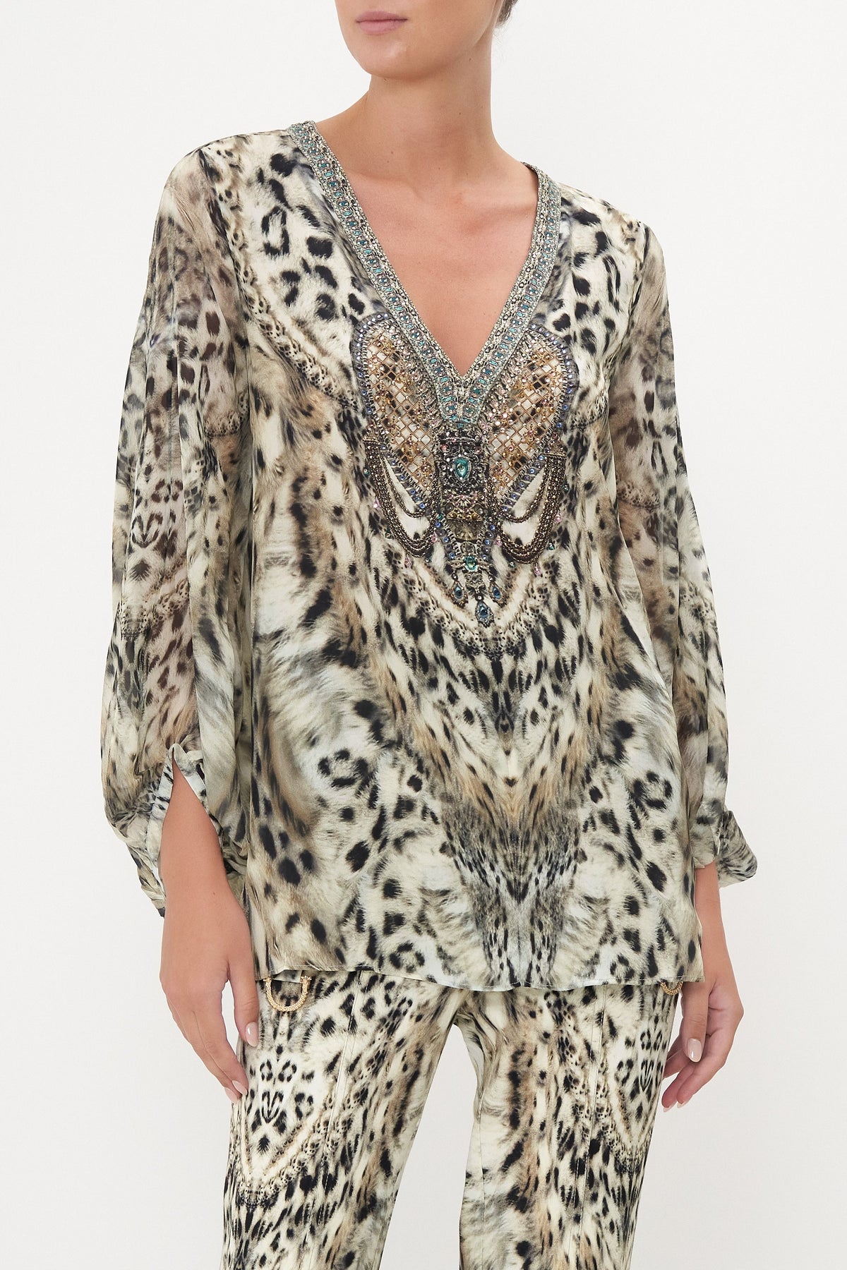 PANEL SLEEVE BLOUSE SNOW WHISPERS