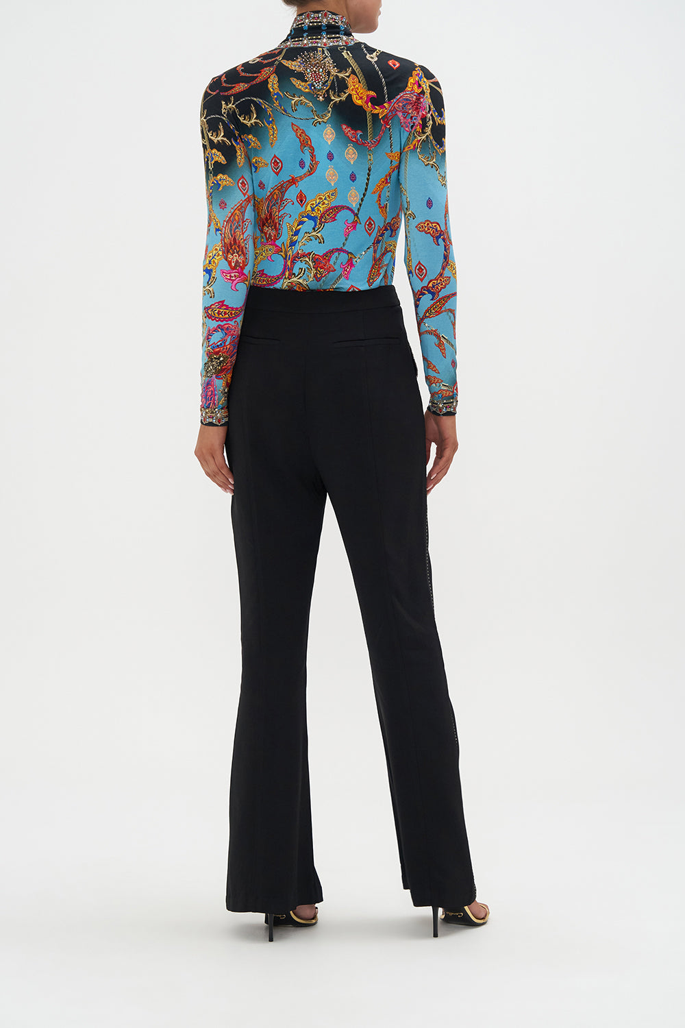 JERSEY TURTLENECK WHAT LIES BENEATH