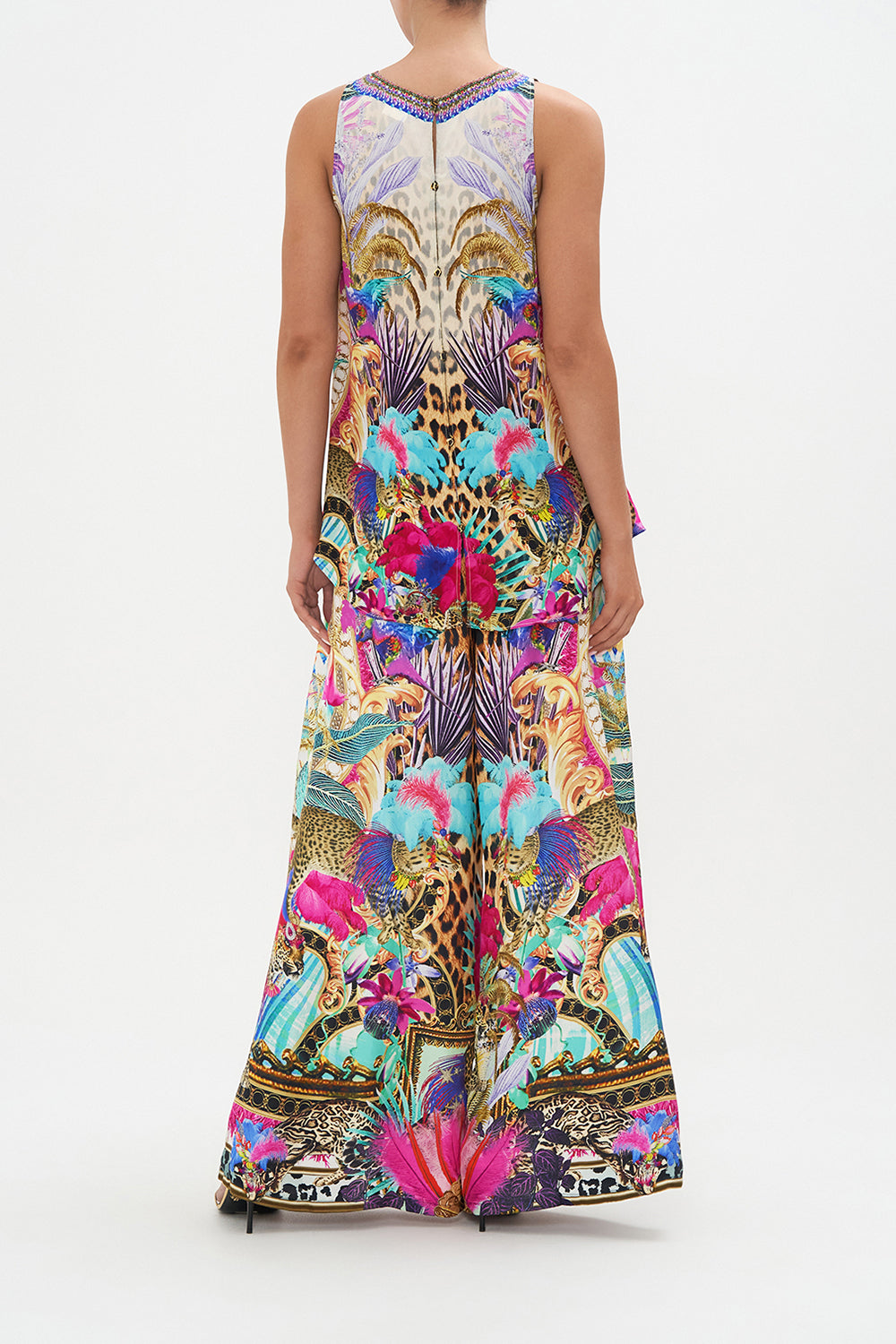 V NECK BUTTON BACK TOP MERRY GO ROUND