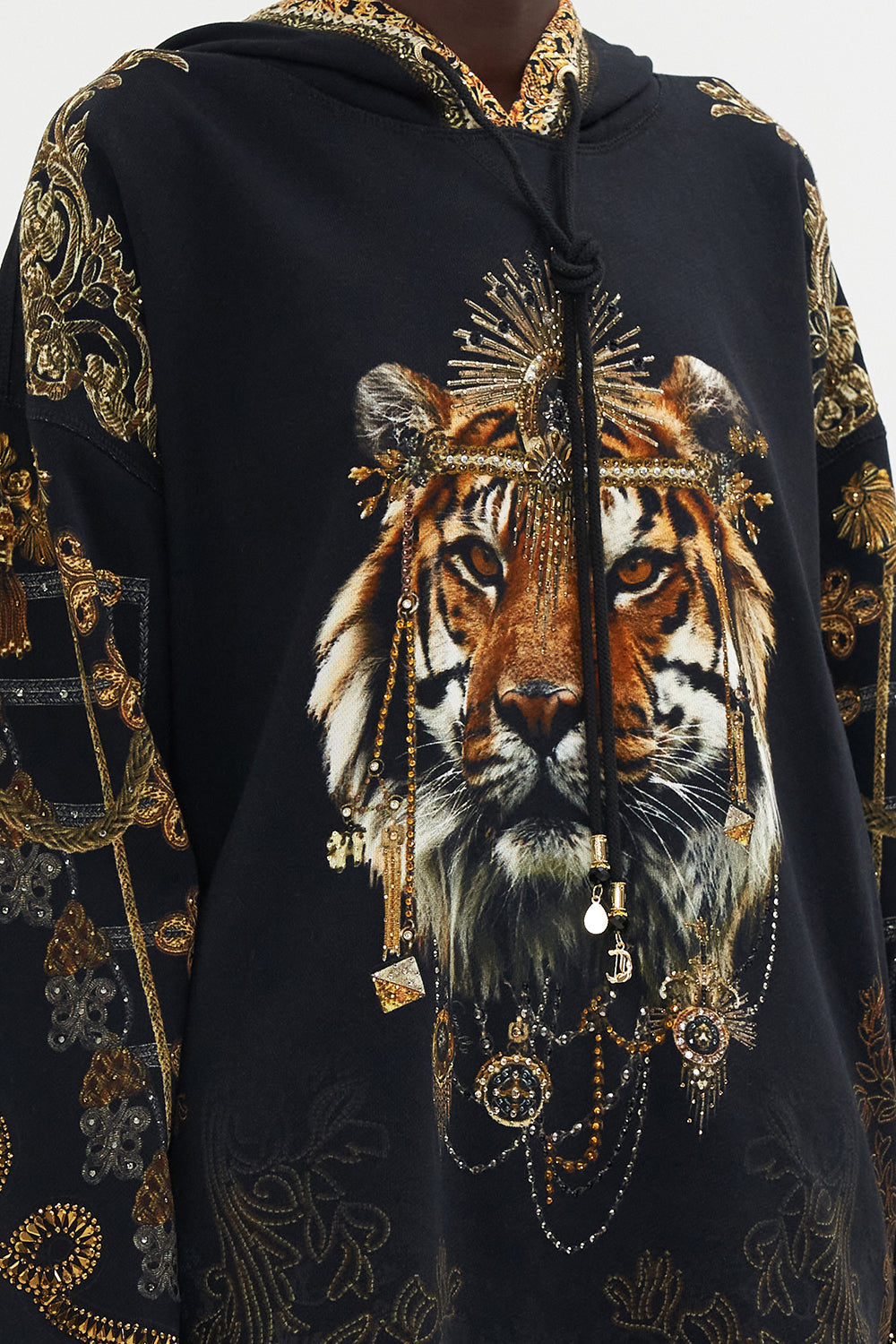 HOODY WITH POCKETS THE NIGHT IS NOIR