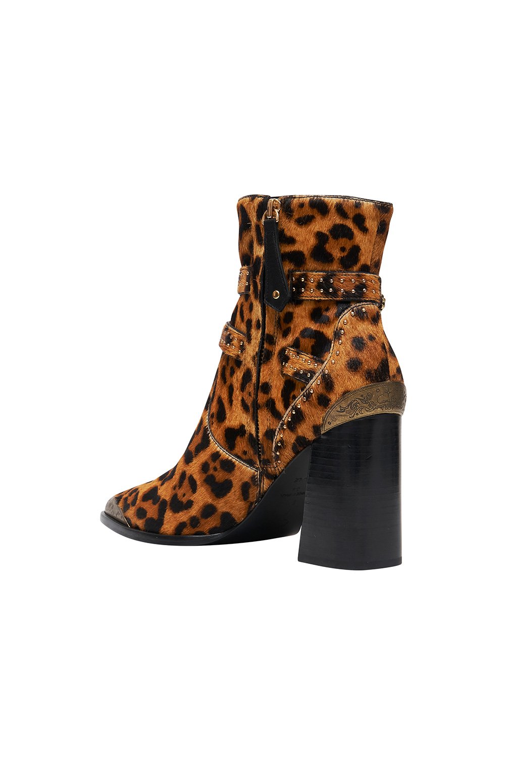 HEEL BUCKLE BOOT FIRE AT NIGHT