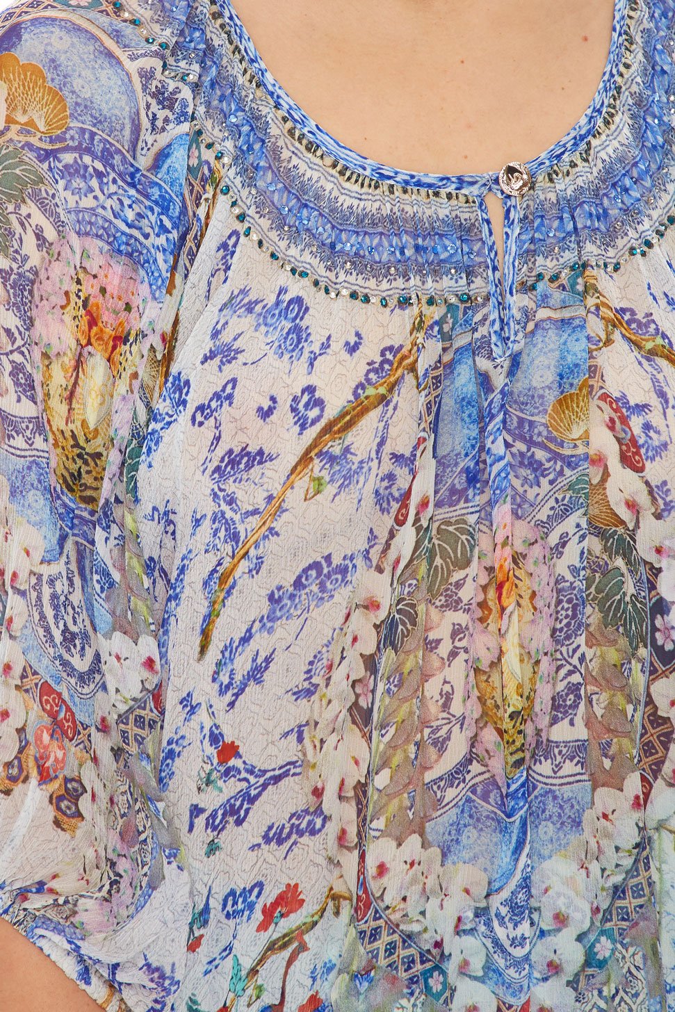 CAMILLA BLOUSE WITH KEYHOLE FRONT GEISHA GATEWAYS