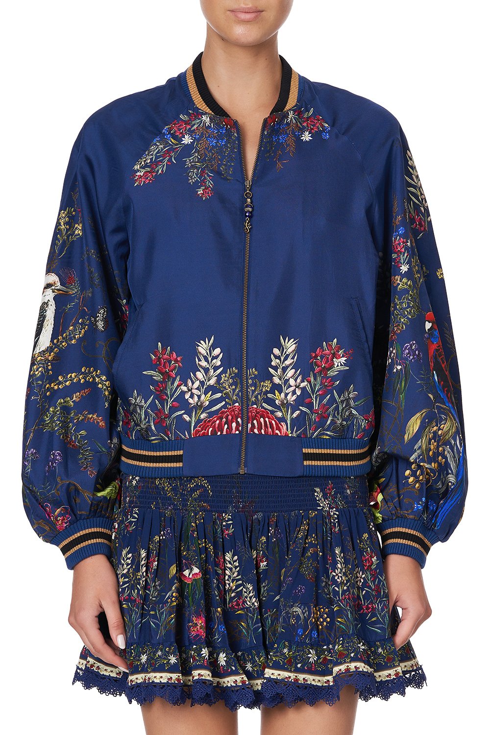 BLOUSON SLEEVE BOMBER WINGS IN ARMS