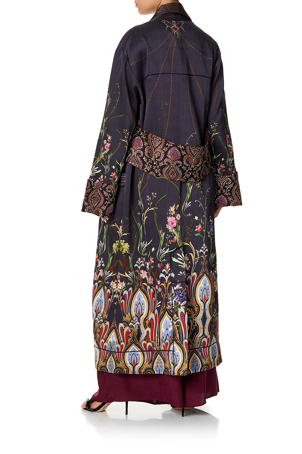 COAT WITH DETACHABLE BACK BAND WILD FLOWER