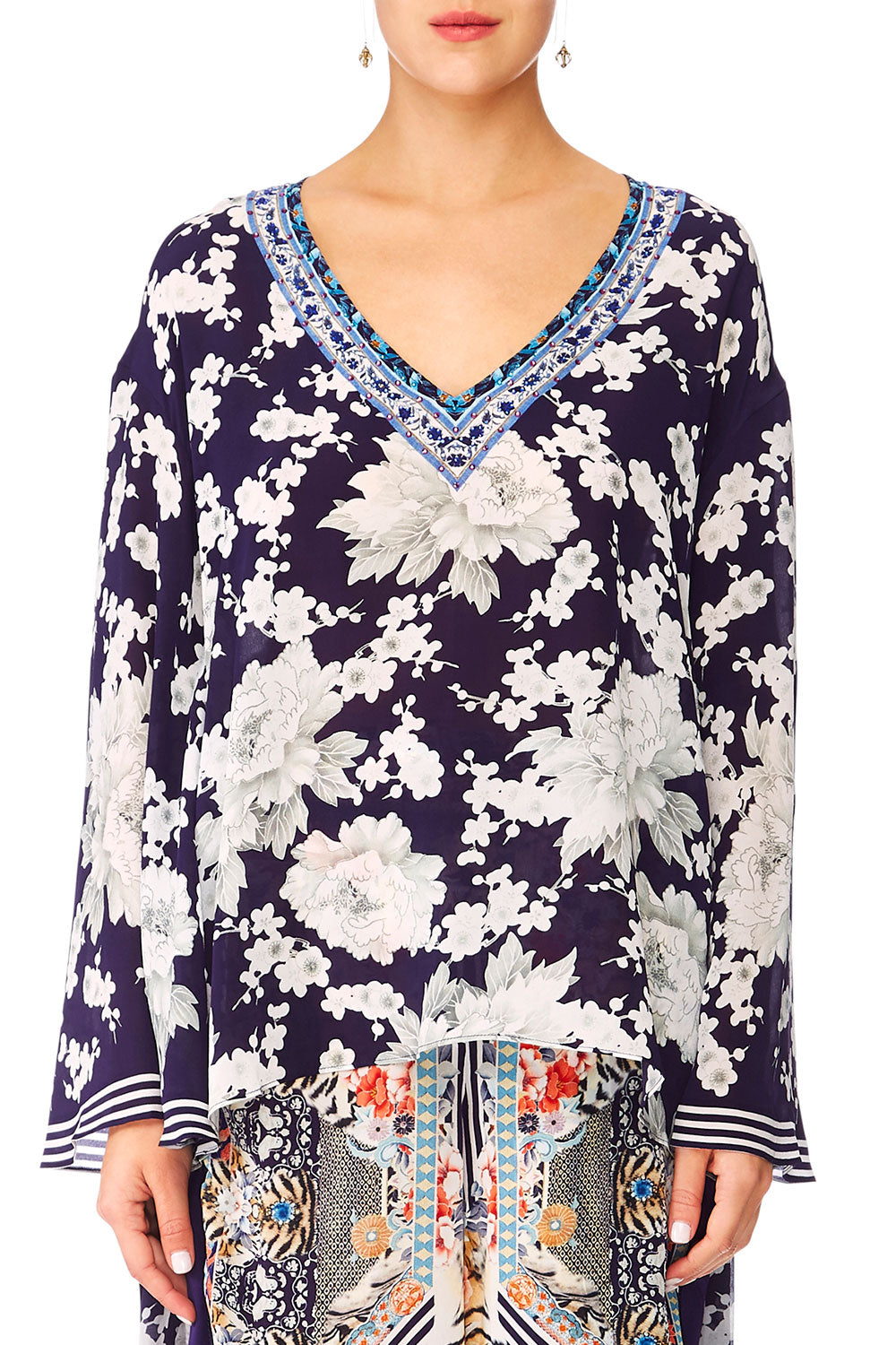 CAMILLA GINZA GANG V-NECK A-LINE BLOUSE