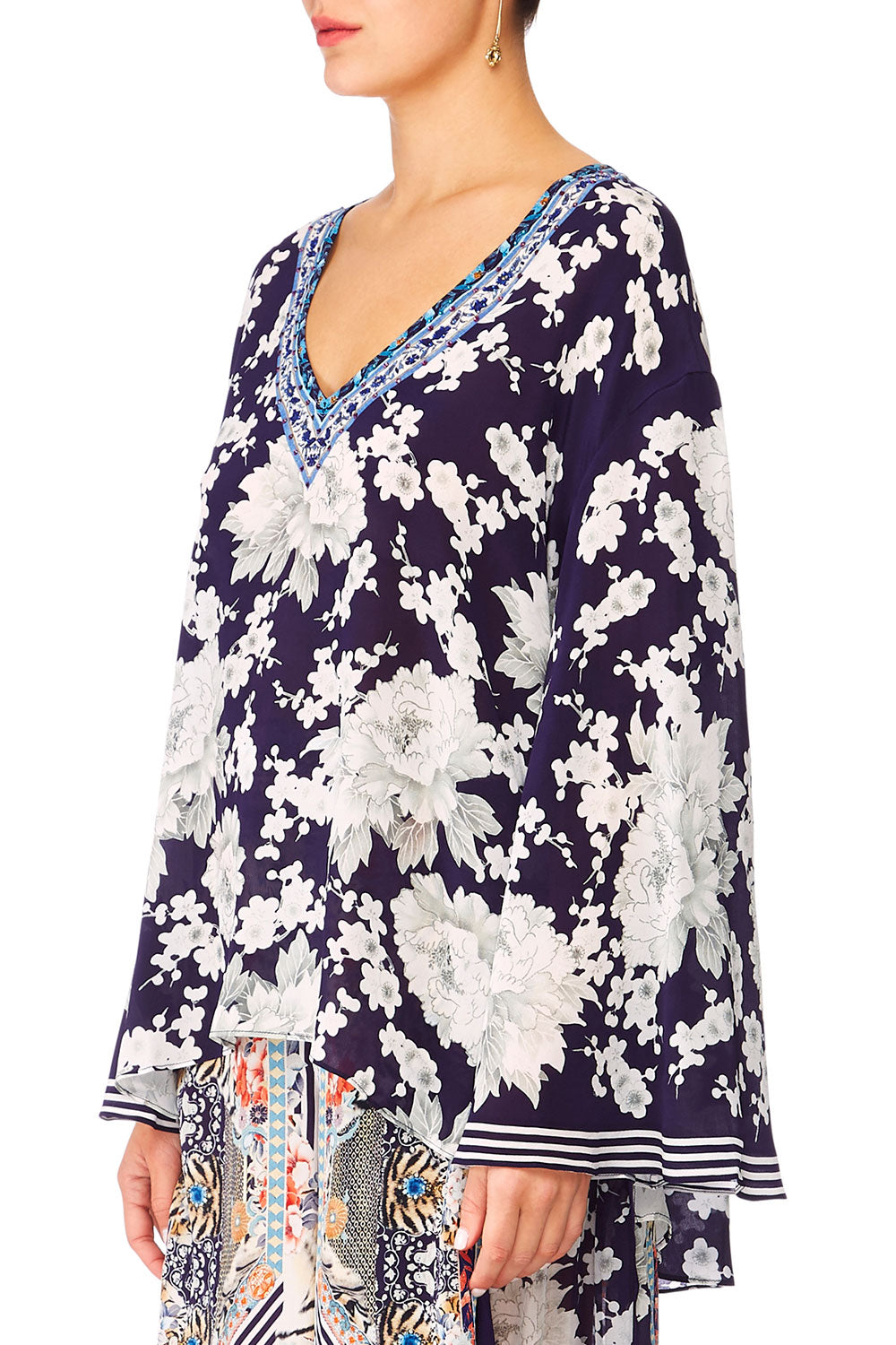 CAMILLA GINZA GANG V-NECK A-LINE BLOUSE