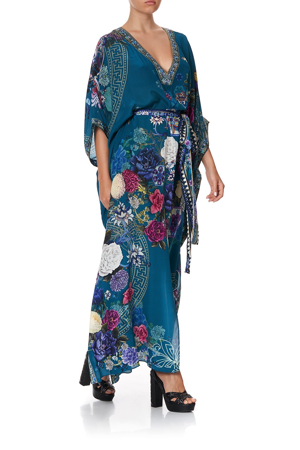 KAFTAN WITH V-NECKBAND AND BELT LUNAR GAZING