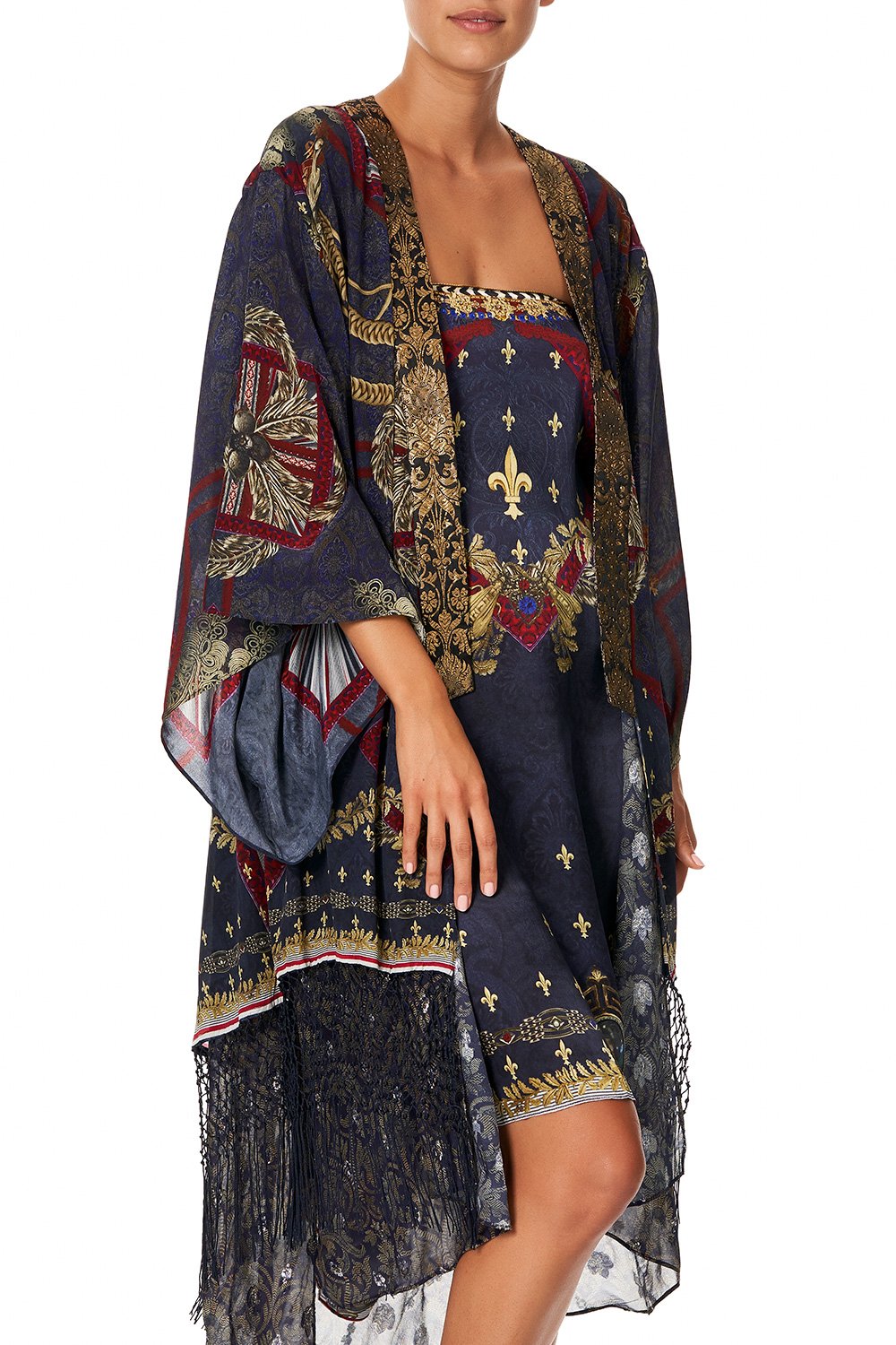 KIMONO WITH LONG UNDERLAY THIS CHARMING WOMAN