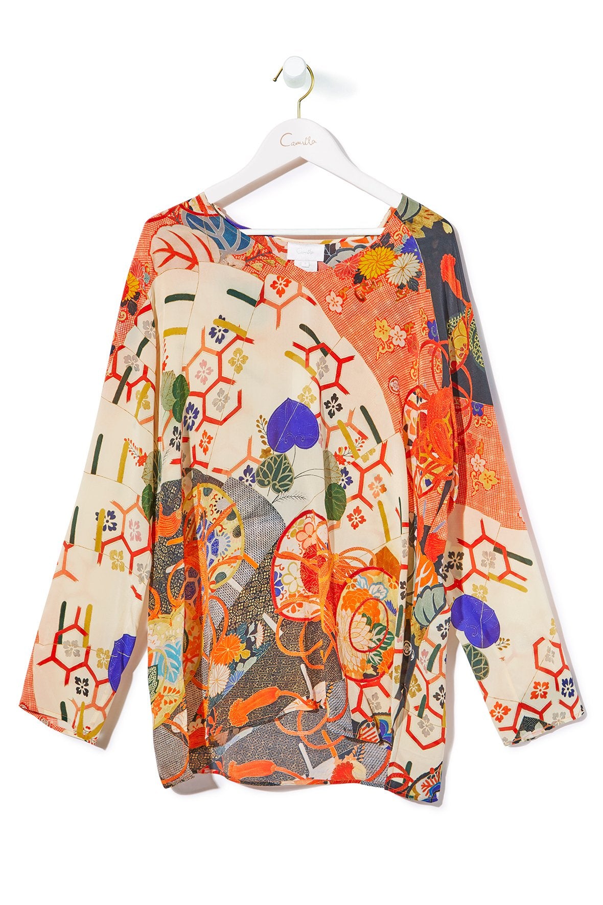 CAMILLA KISSING THE SUN MENS HOODED MANTAN