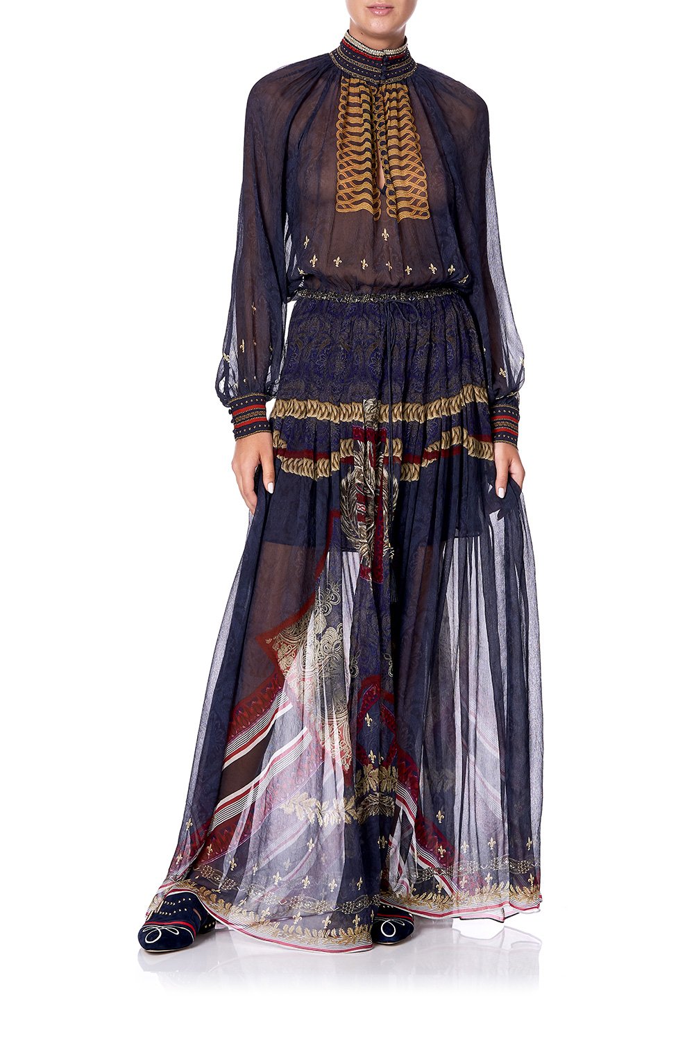 LONG SLEEVE DRESS WITH COLLAR THIS CHARMING WOMAN