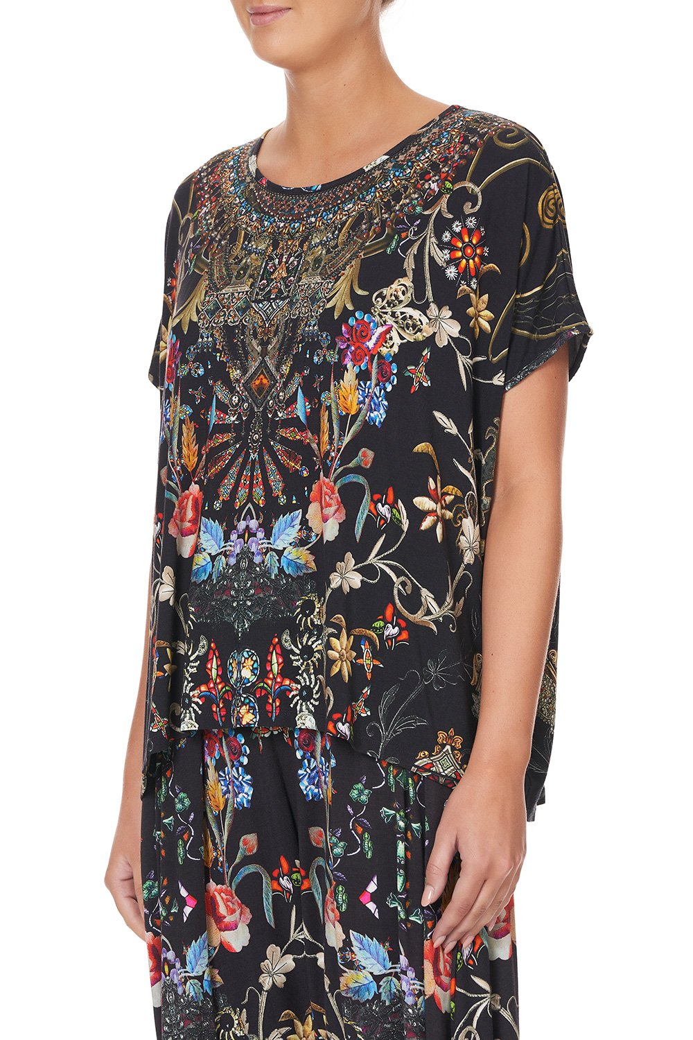 LOOSE FIT ROUND NECK TEE DANCING IN THE DARK