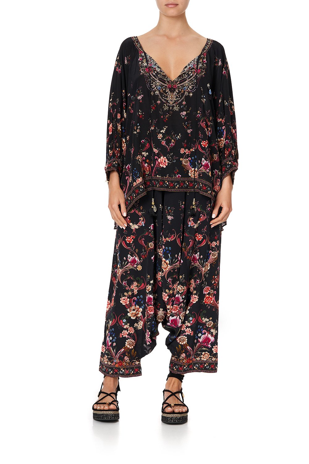 RAGLAN SLEEVE BLOUSE WITH CUFF A GIRL LIKE YOU