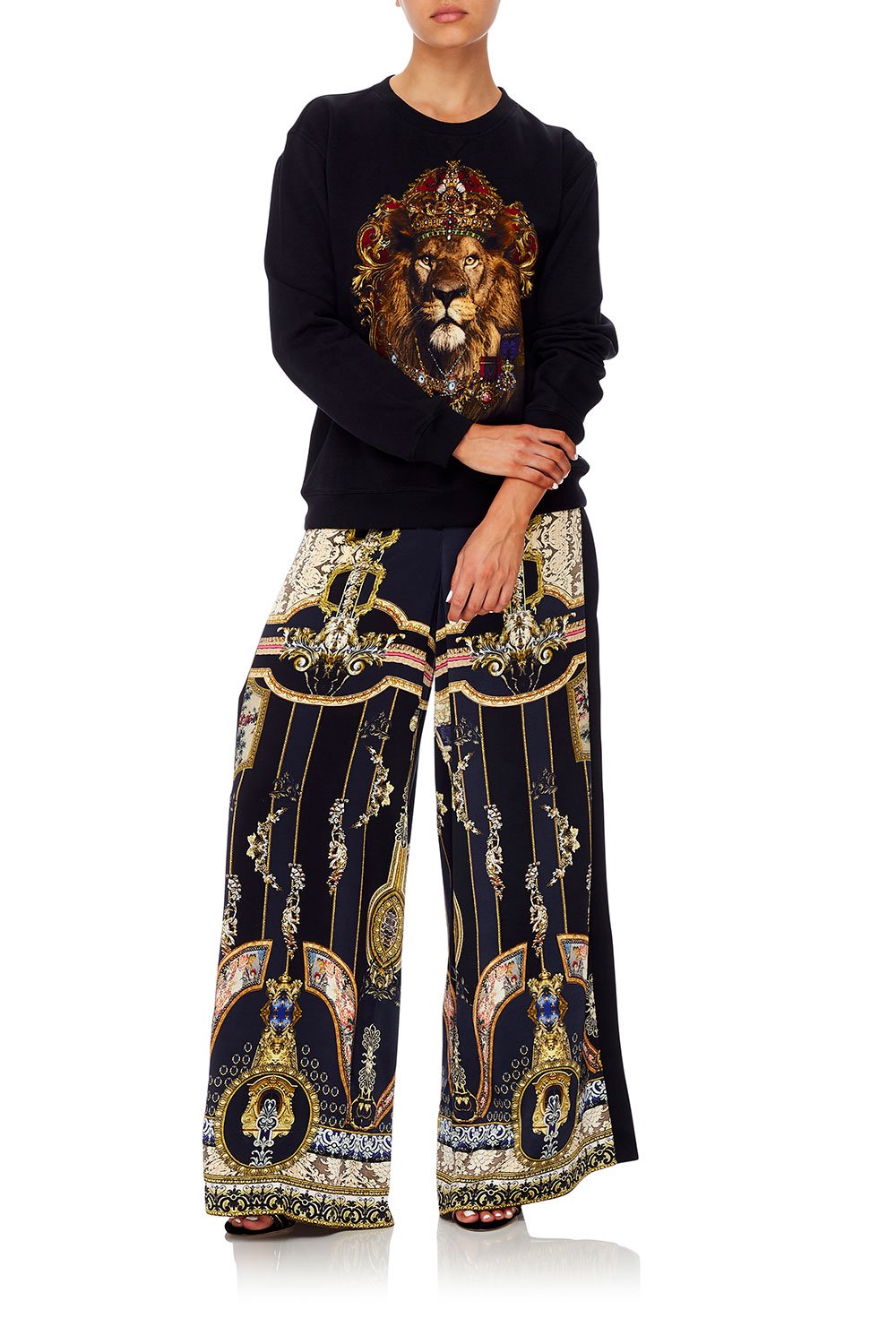 CAMILLA ROUND NECK SWEATER MIDNIGHT MEETING