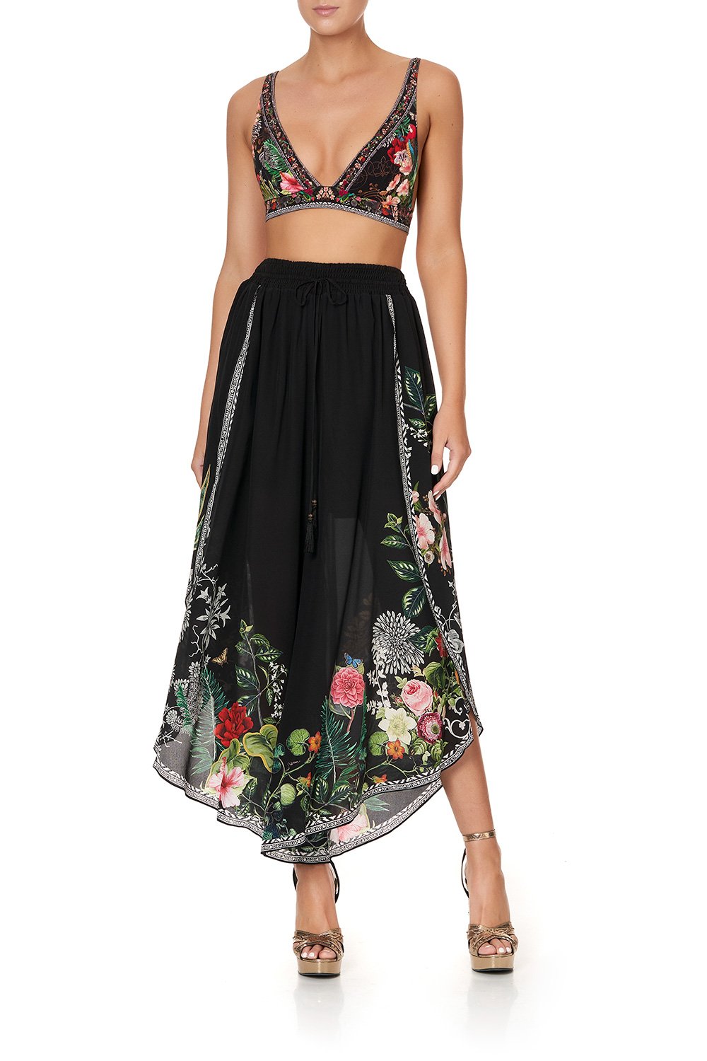 SOFT C/D BRA WITH BACK CLIP RAISED WITH WOLVES